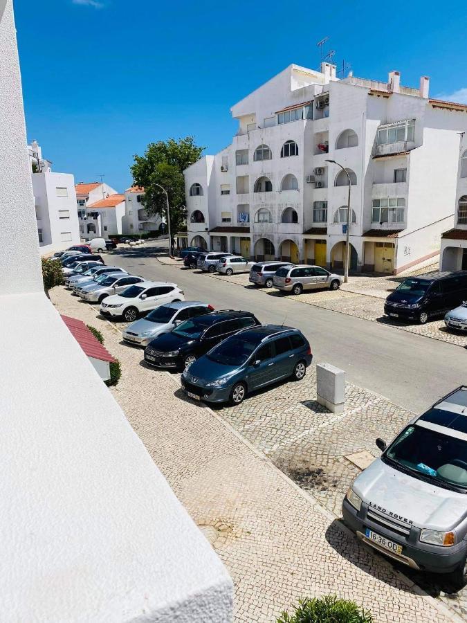 Albufeira Beach Side Apartment Luaran gambar
