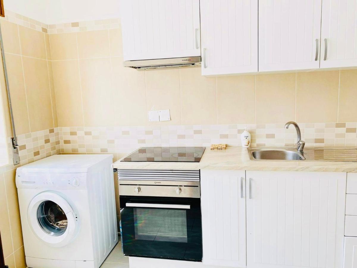 Albufeira Beach Side Apartment Luaran gambar