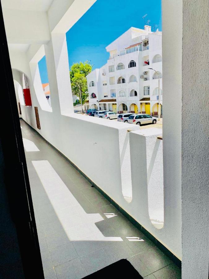 Albufeira Beach Side Apartment Luaran gambar
